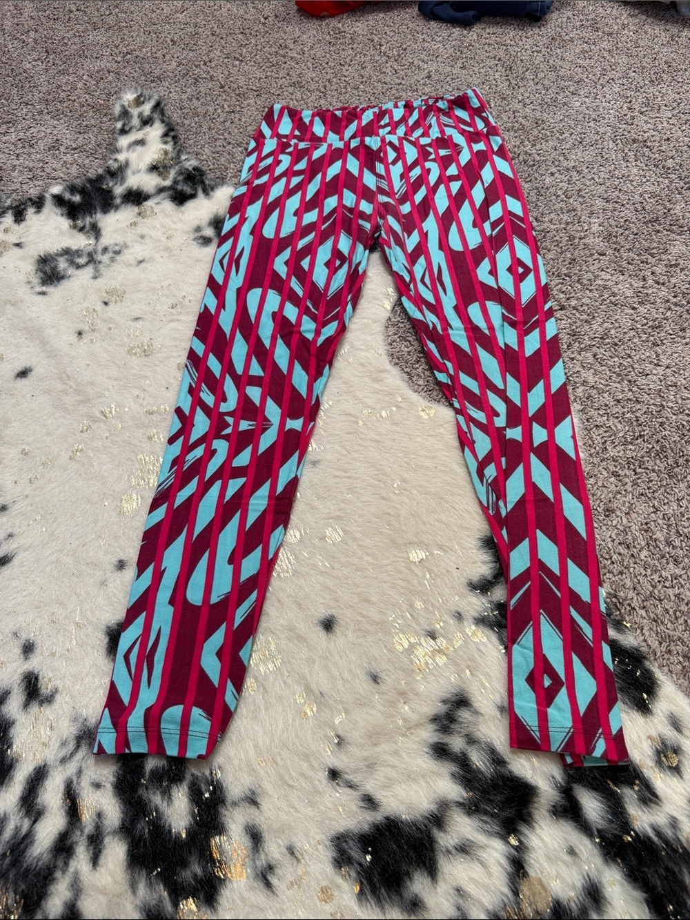 LulaRoe - Picture 2 of 2